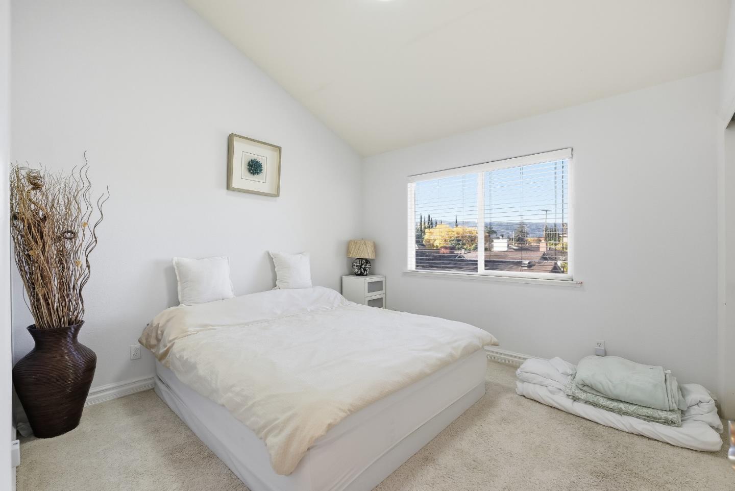 Detail Gallery Image 16 of 18 For 3685 Calvin Ave, San Jose,  CA 95124 - 4 Beds | 2/1 Baths