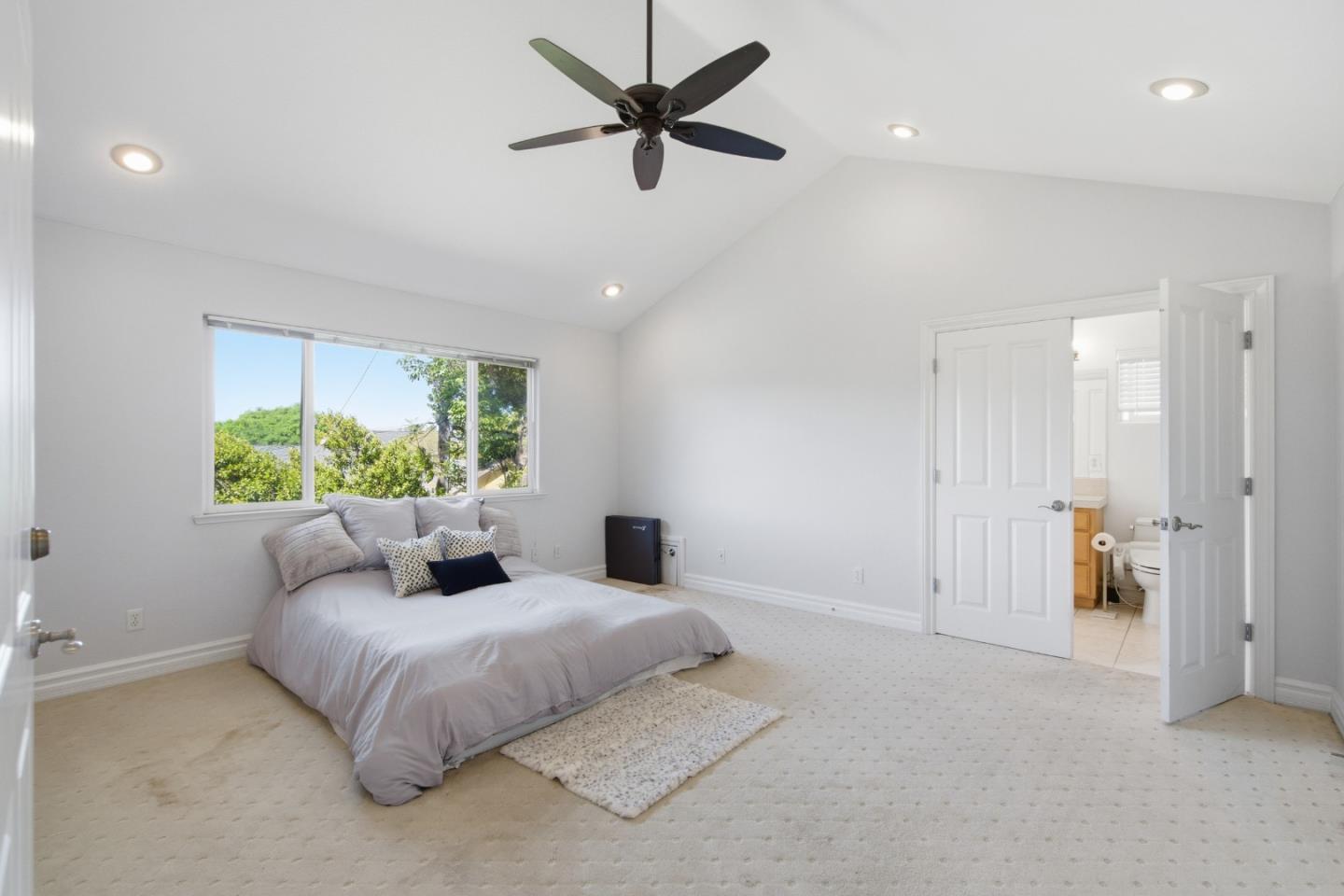 Detail Gallery Image 19 of 45 For 3685 Calvin Ave, San Jose,  CA 95124 - 4 Beds | 2/1 Baths