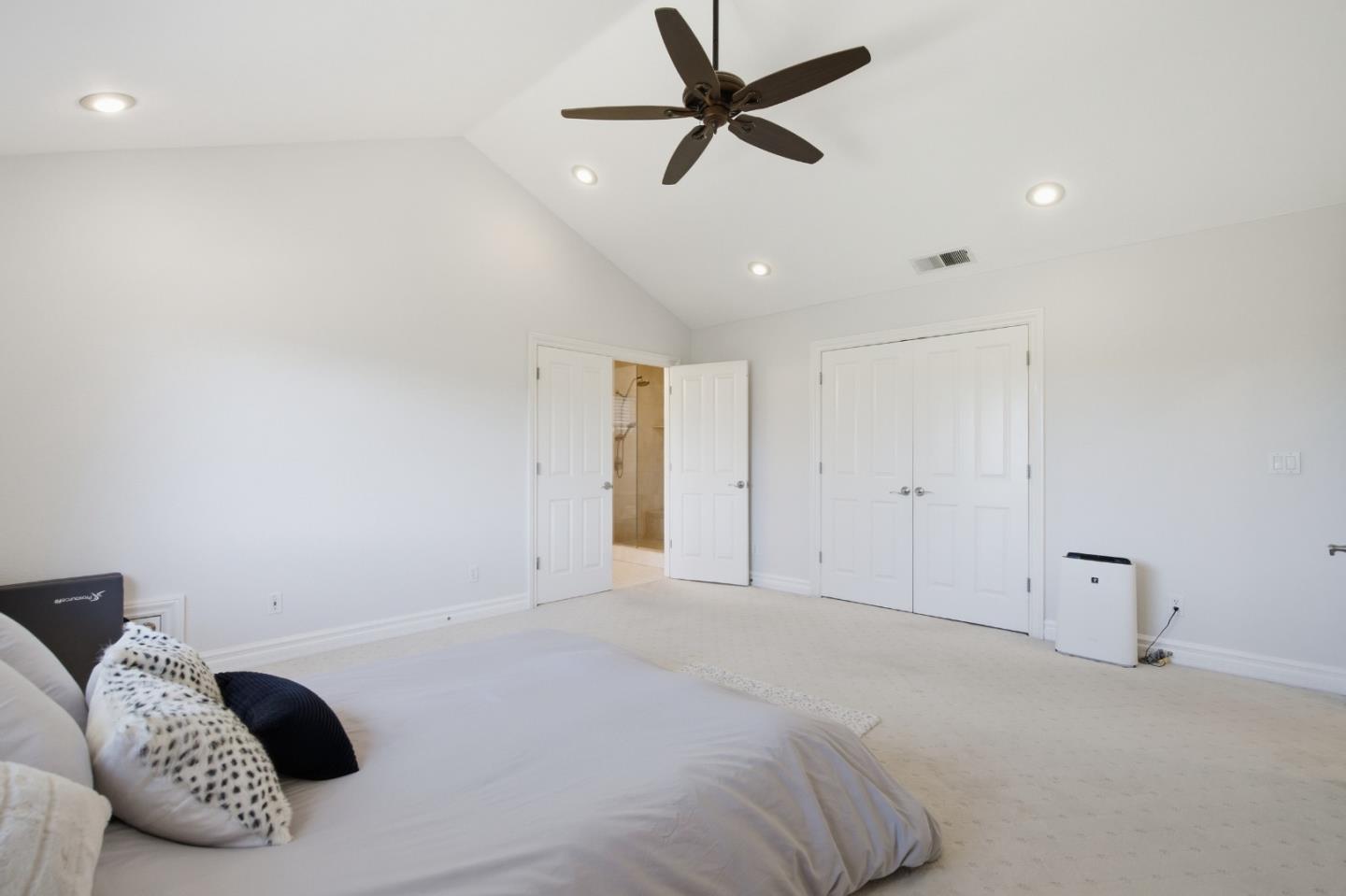 Detail Gallery Image 20 of 45 For 3685 Calvin Ave, San Jose,  CA 95124 - 4 Beds | 2/1 Baths