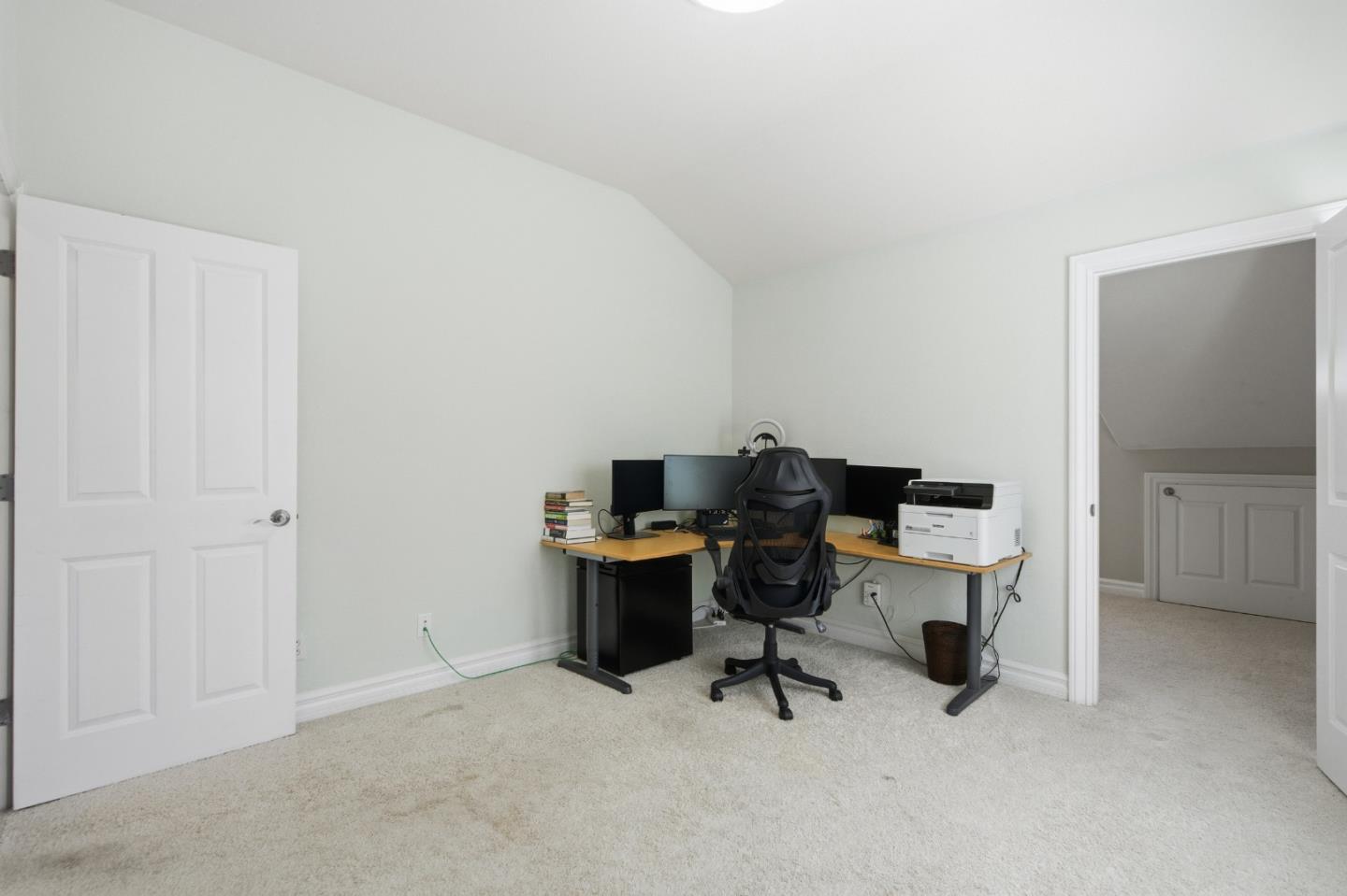 Detail Gallery Image 34 of 45 For 3685 Calvin Ave, San Jose,  CA 95124 - 4 Beds | 2/1 Baths