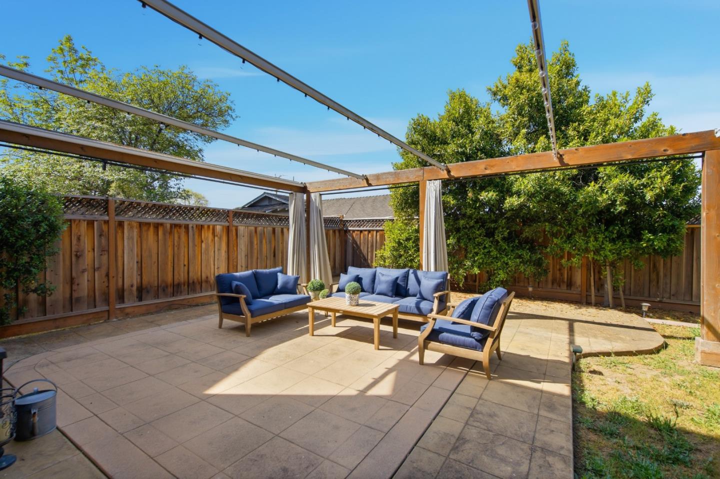 Detail Gallery Image 39 of 45 For 3685 Calvin Ave, San Jose,  CA 95124 - 4 Beds | 2/1 Baths