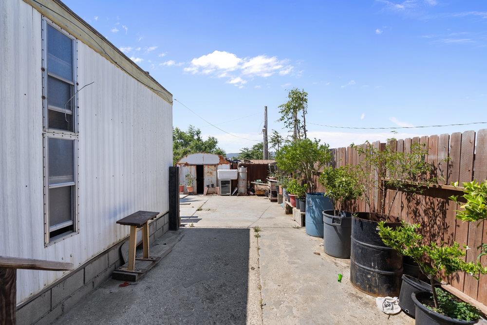 Detail Gallery Image 13 of 32 For 53525 Julius St, San Lucas,  CA 93954 - 2 Beds | 1 Baths