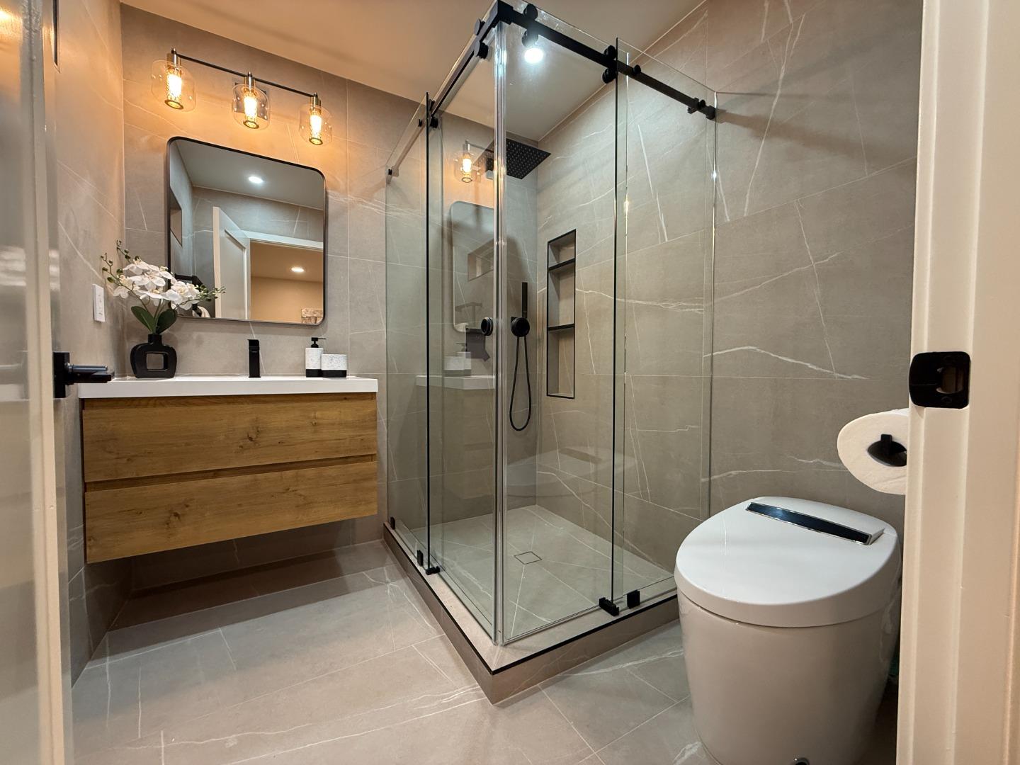 Detail Gallery Image 8 of 48 For 2715 Millbrae Way, San Jose,  CA 95121 - 3 Beds | 2 Baths