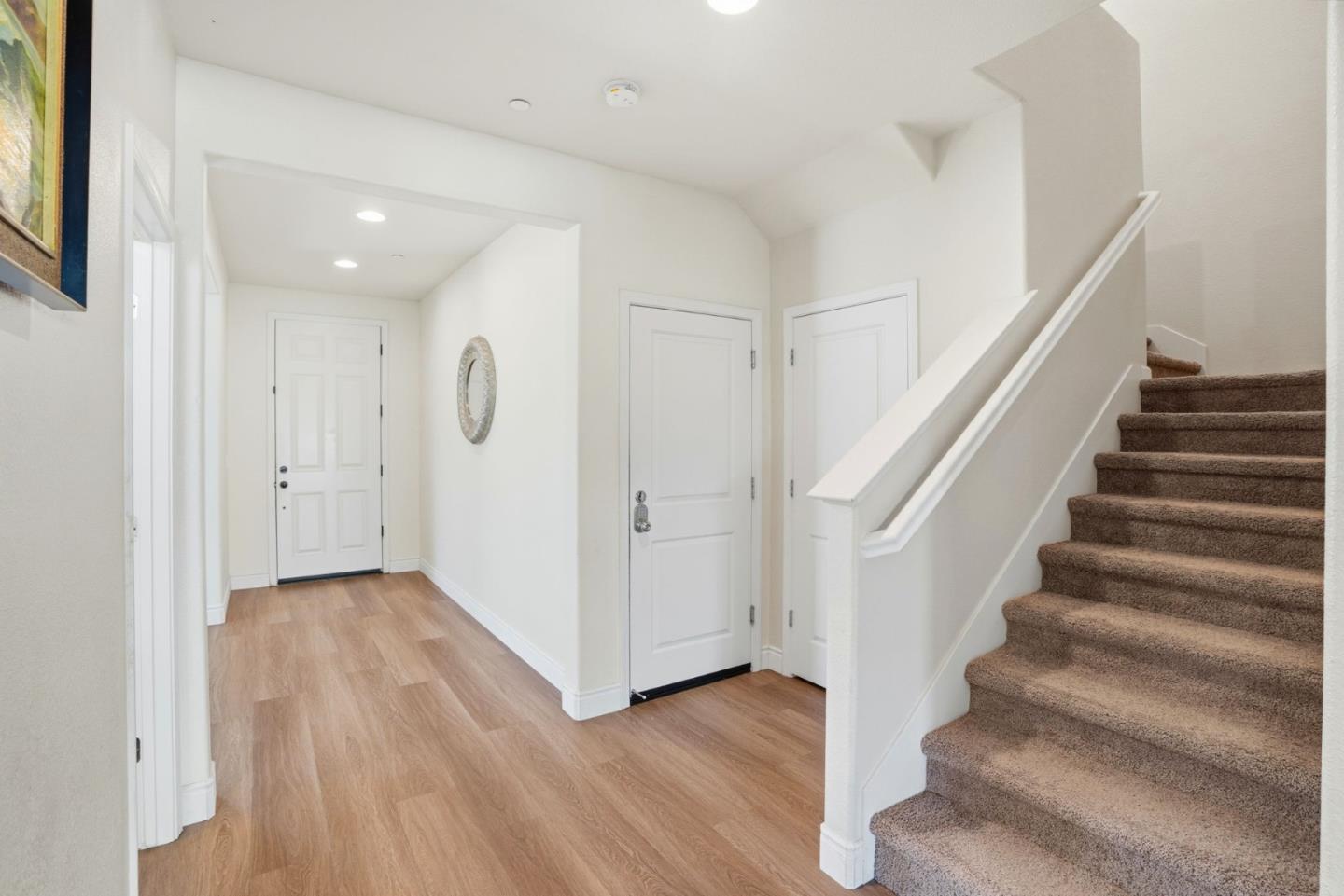 Detail Gallery Image 11 of 24 For 665 Molera Ave, Soledad,  CA 93960 - 6 Beds | 2/1 Baths