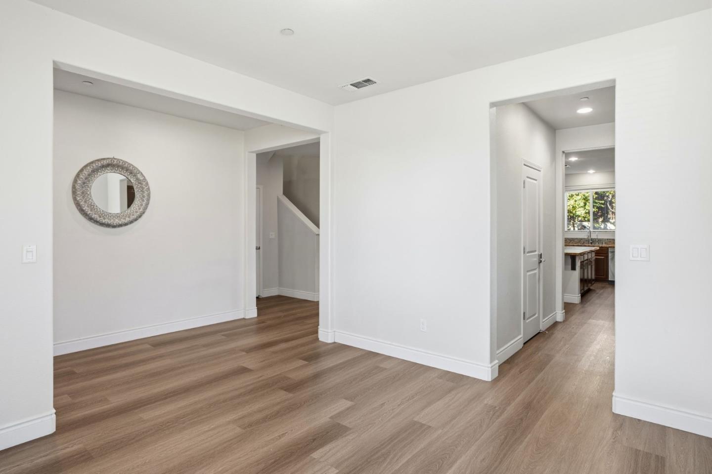 Detail Gallery Image 3 of 24 For 665 Molera Ave, Soledad,  CA 93960 - 6 Beds | 2/1 Baths