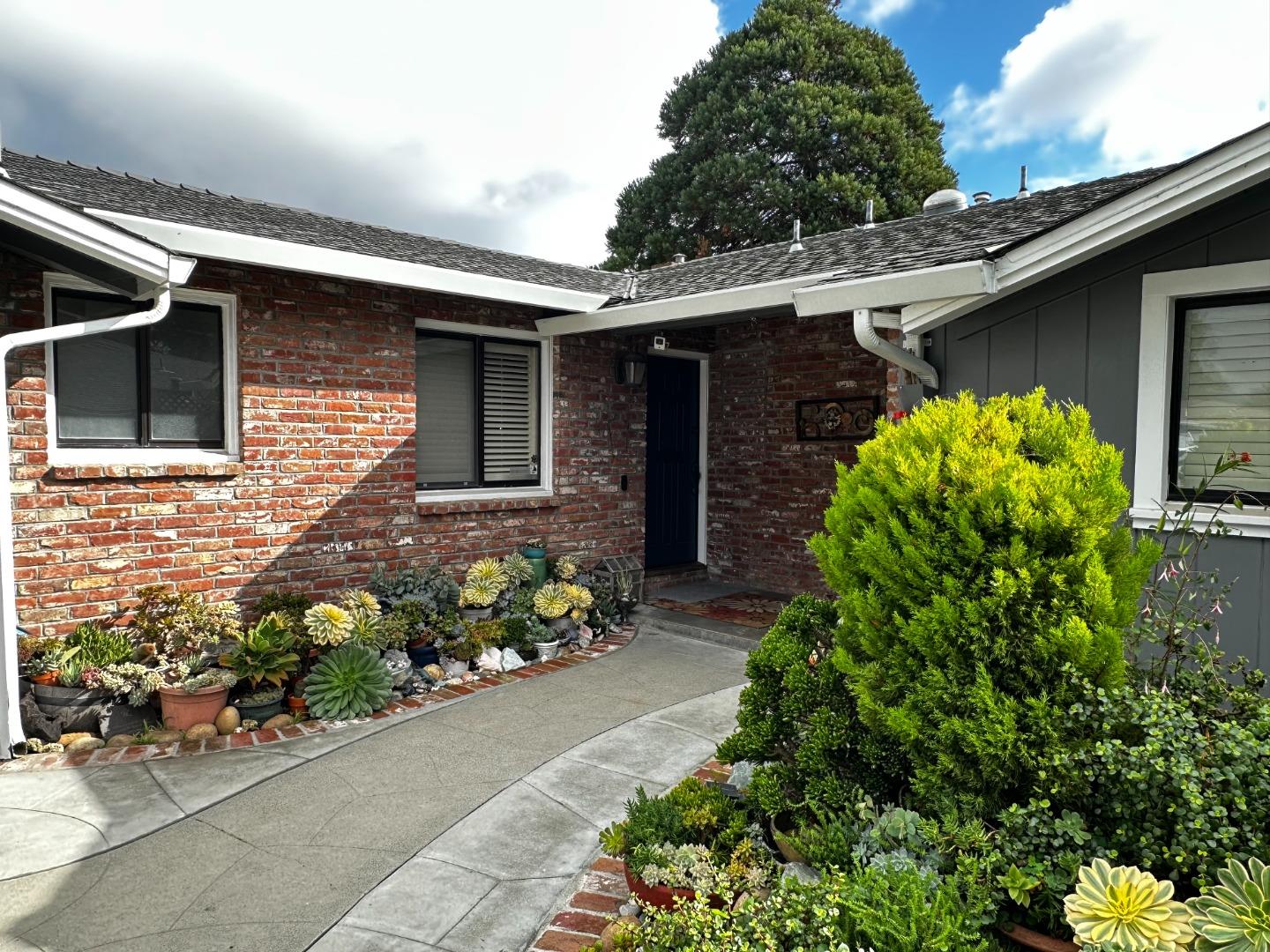 Detail Gallery Image 5 of 33 For 87 Beverly Dr, Watsonville,  CA 95076 - 3 Beds | 2 Baths