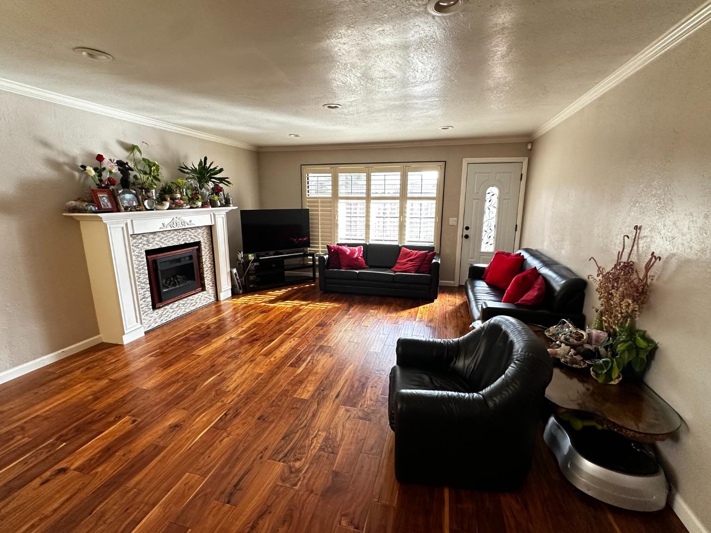 Detail Gallery Image 9 of 33 For 87 Beverly Dr, Watsonville,  CA 95076 - 3 Beds | 2 Baths