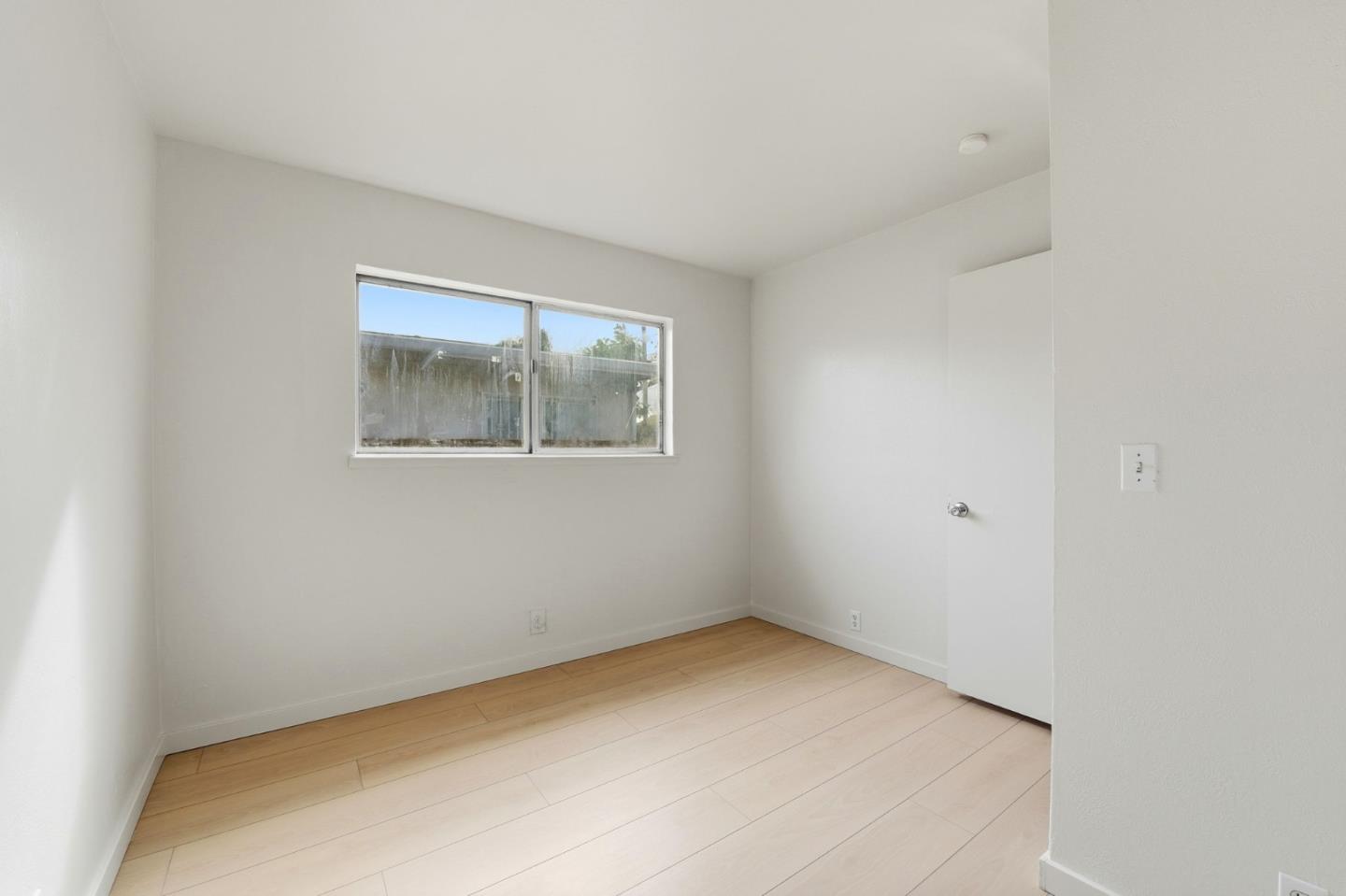 Detail Gallery Image 23 of 30 For 501 Lochridge Dr, San Jose,  CA 95133 - 4 Beds | 2 Baths