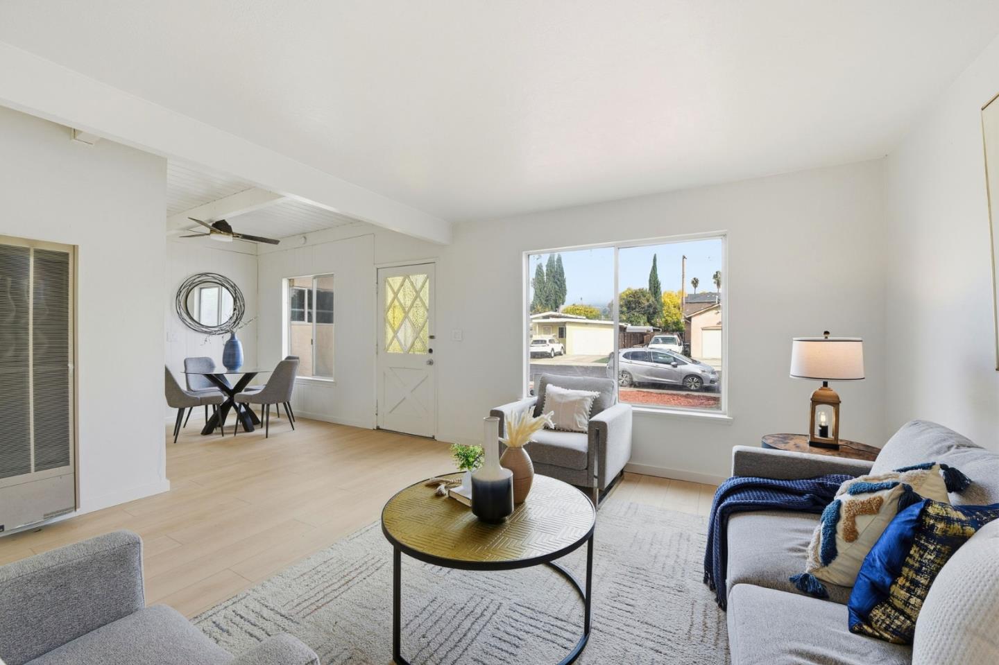 Detail Gallery Image 6 of 30 For 501 Lochridge Dr, San Jose,  CA 95133 - 4 Beds | 2 Baths