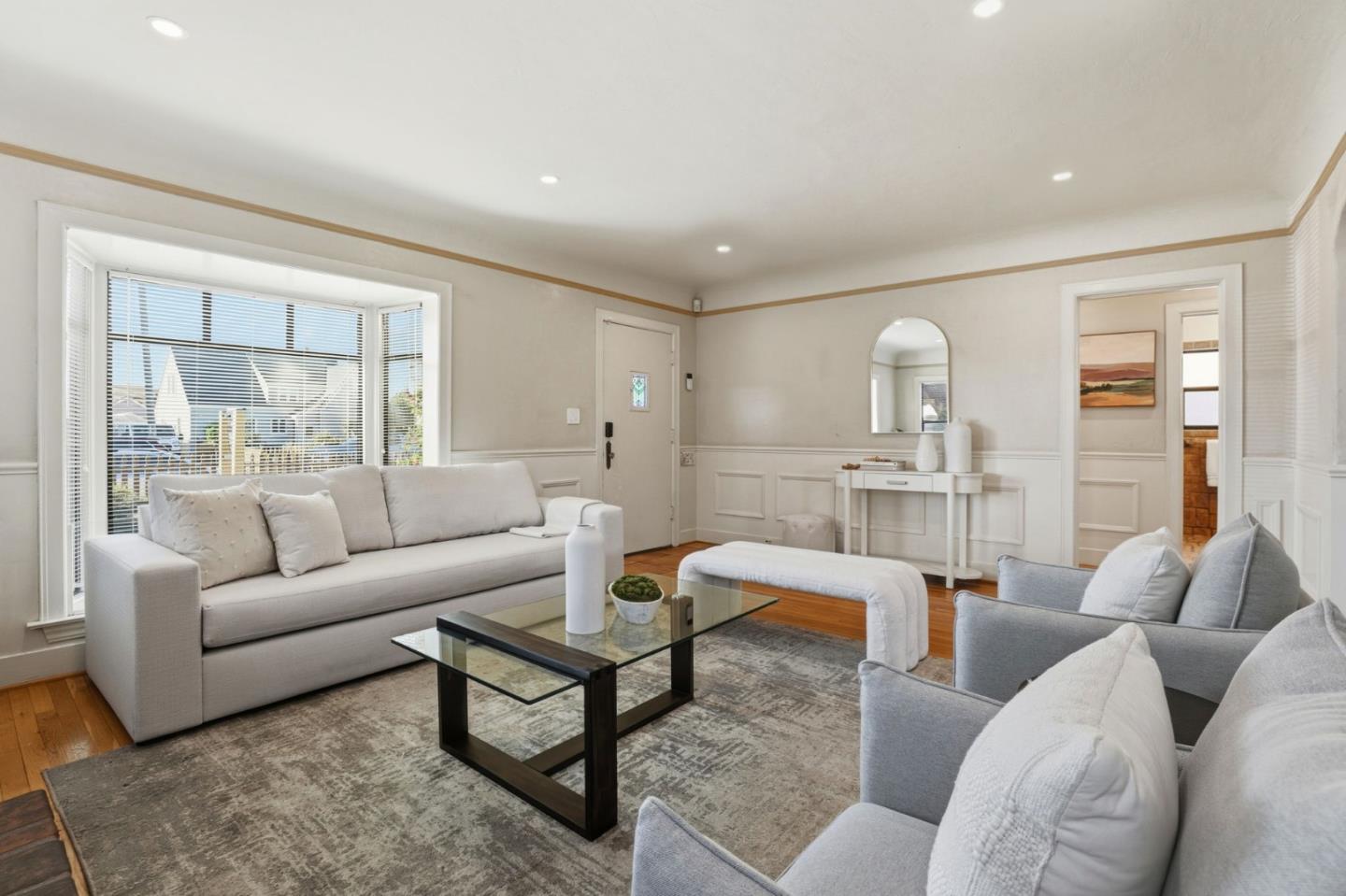 Detail Gallery Image 11 of 36 For 16 Orange Dr, Salinas,  CA 93901 - 2 Beds | 2 Baths