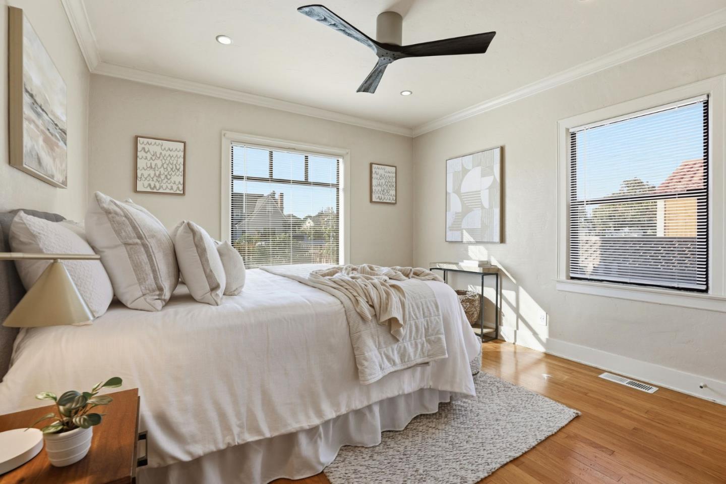 Detail Gallery Image 17 of 36 For 16 Orange Dr, Salinas,  CA 93901 - 2 Beds | 2 Baths