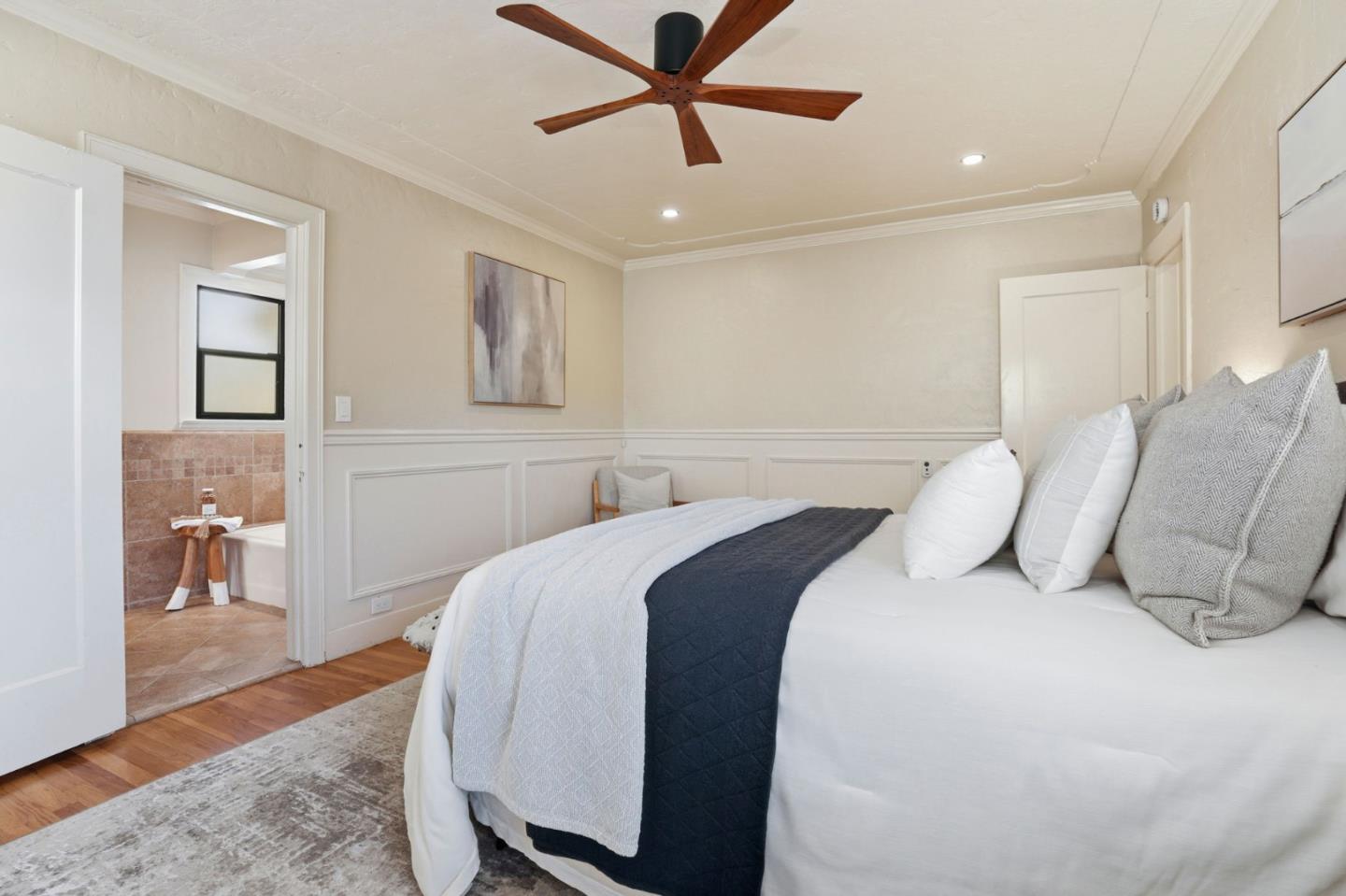 Detail Gallery Image 20 of 36 For 16 Orange Dr, Salinas,  CA 93901 - 2 Beds | 2 Baths