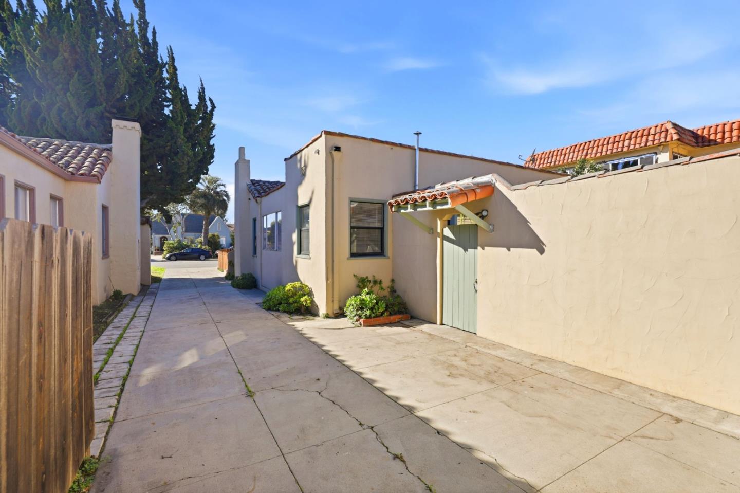 Detail Gallery Image 35 of 36 For 16 Orange Dr, Salinas,  CA 93901 - 2 Beds | 2 Baths