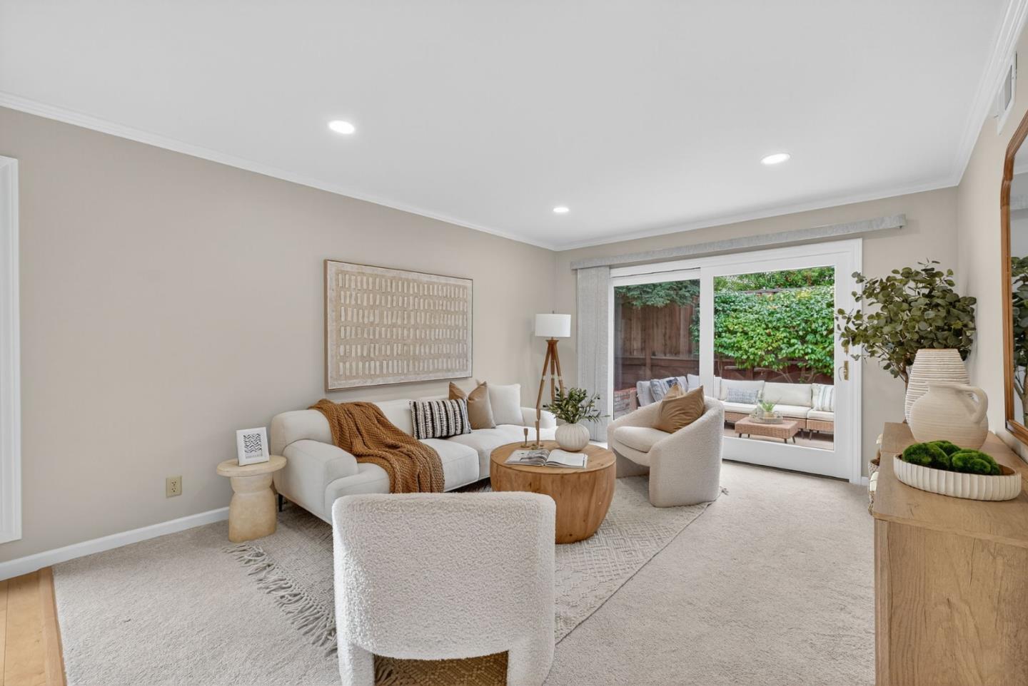 Detail Gallery Image 12 of 21 For 1227 Sargent Dr, Sunnyvale,  CA 94087 - 3 Beds | 2 Baths