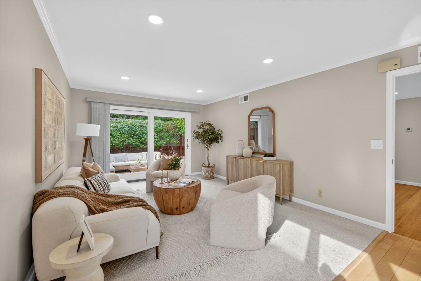 Detail Gallery Image 13 of 21 For 1227 Sargent Dr, Sunnyvale,  CA 94087 - 3 Beds | 2 Baths