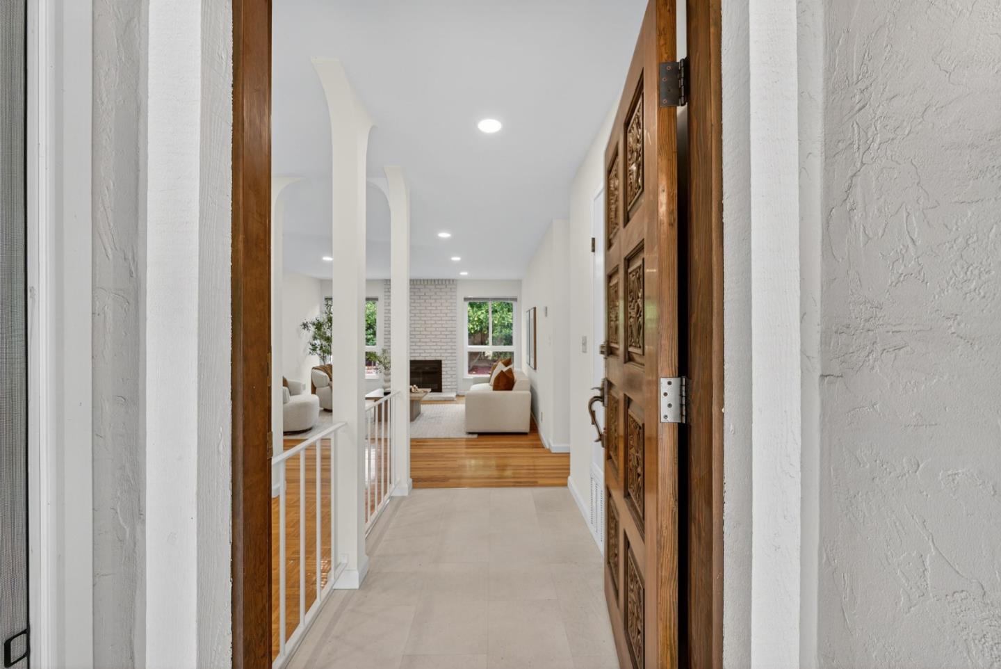 Detail Gallery Image 4 of 21 For 1227 Sargent Dr, Sunnyvale,  CA 94087 - 3 Beds | 2 Baths