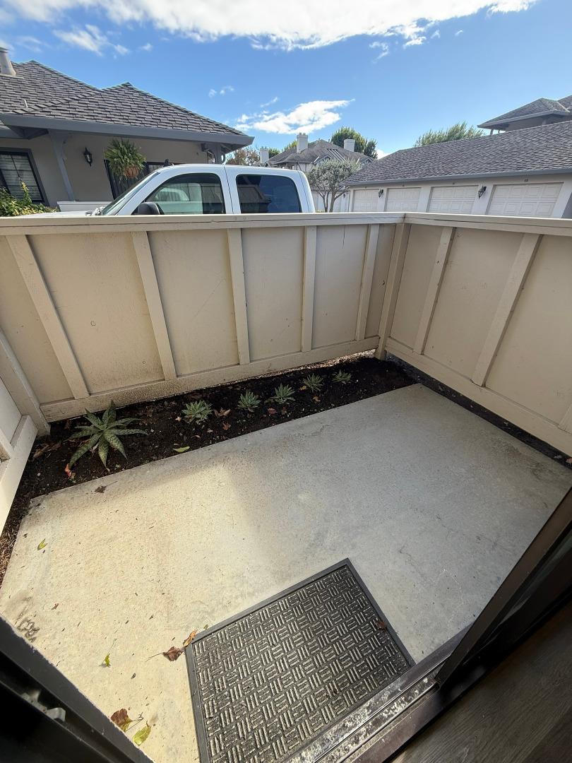 Detail Gallery Image 17 of 25 For 1053 Riker St #6,  Salinas,  CA 93901 - 1 Beds | 1 Baths