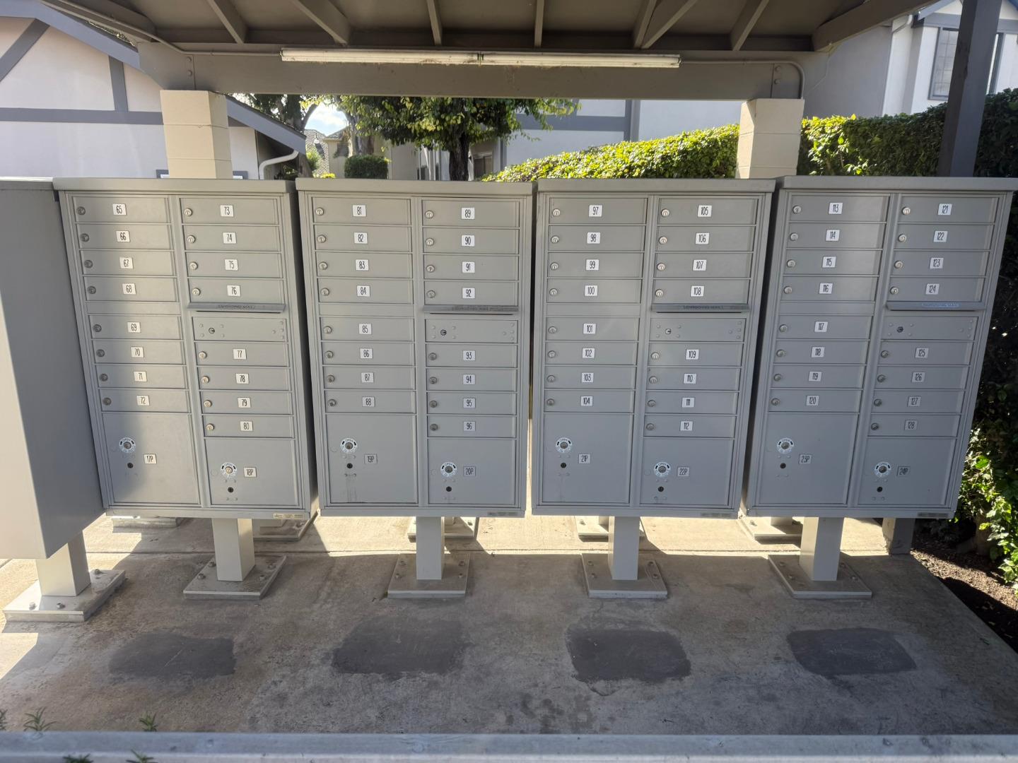 Detail Gallery Image 19 of 25 For 1053 Riker St #6,  Salinas,  CA 93901 - 1 Beds | 1 Baths