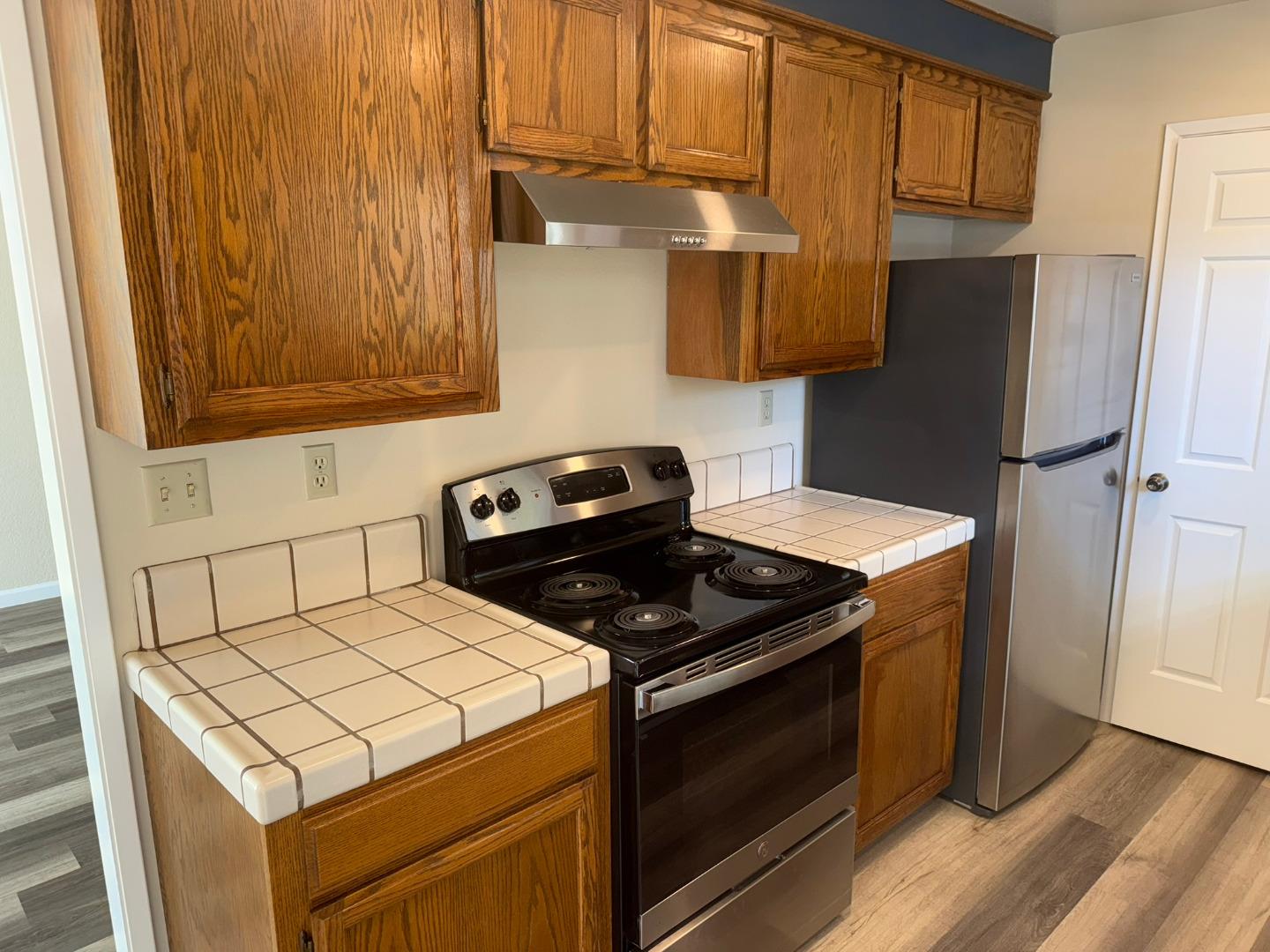Detail Gallery Image 6 of 25 For 1053 Riker St #6,  Salinas,  CA 93901 - 1 Beds | 1 Baths
