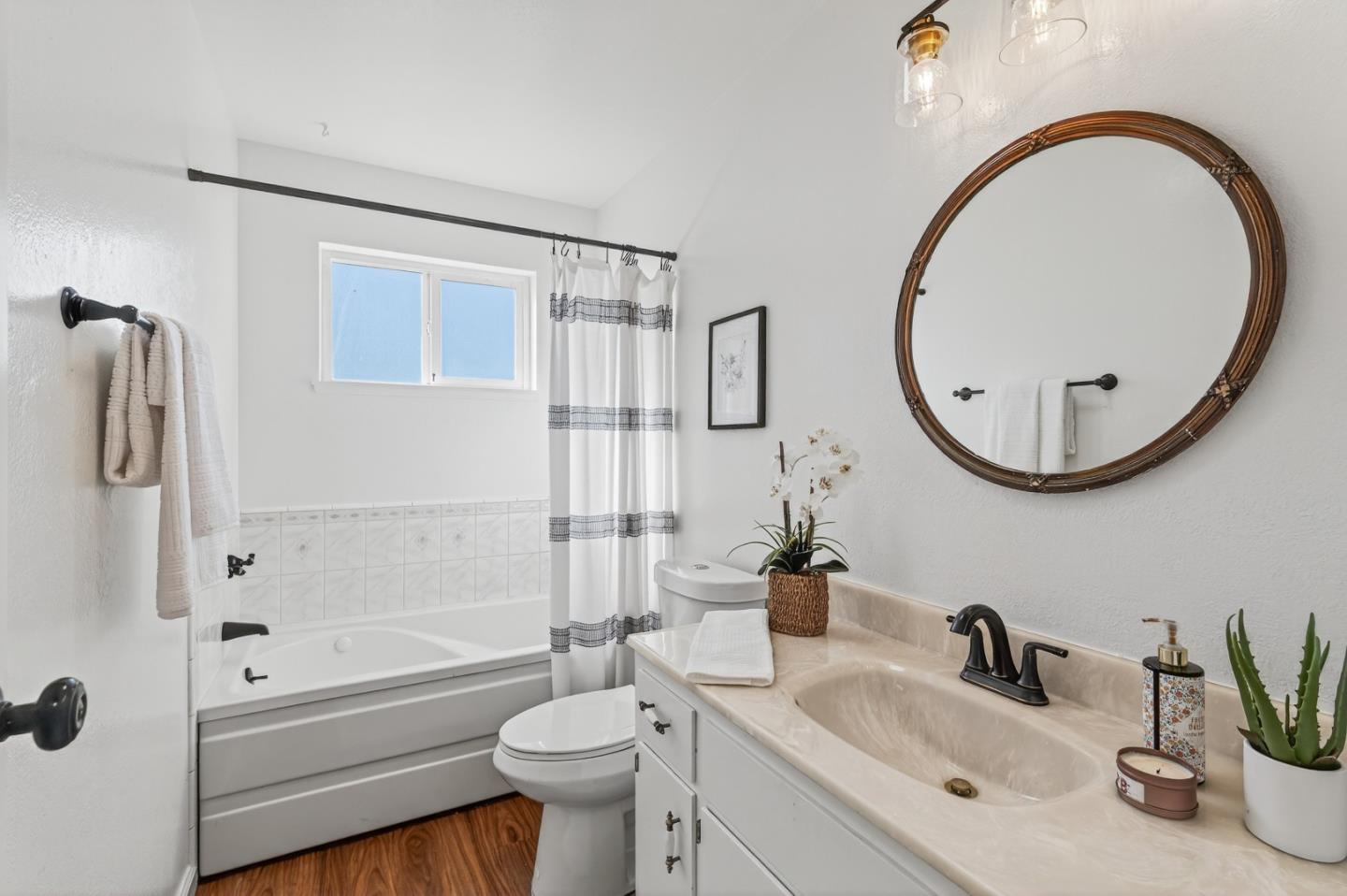 Detail Gallery Image 17 of 26 For 3049 Sunrise Cir, Marina,  CA 93933 - 4 Beds | 2 Baths