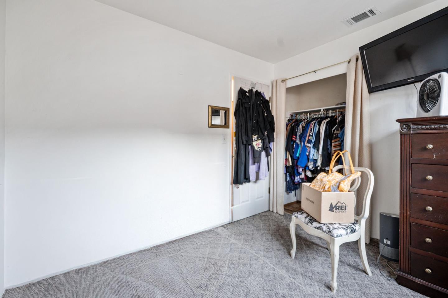 Detail Gallery Image 18 of 28 For 1745 Vista Glen Dr, San Jose,  CA 95122 - 4 Beds | 2 Baths