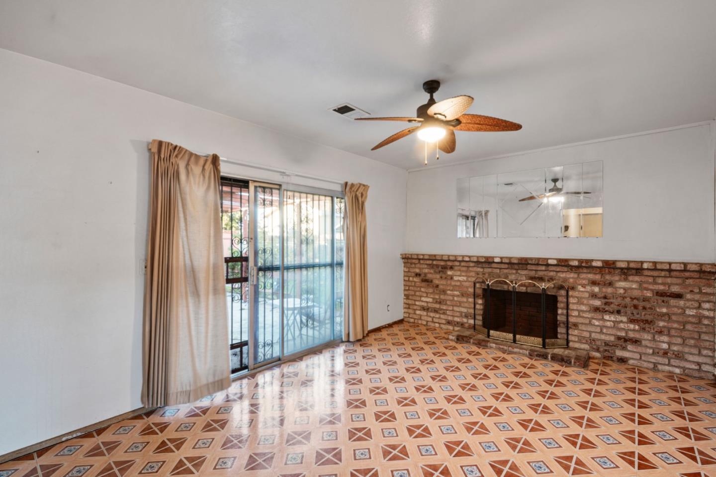 Detail Gallery Image 22 of 28 For 1745 Vista Glen Dr, San Jose,  CA 95122 - 4 Beds | 2 Baths