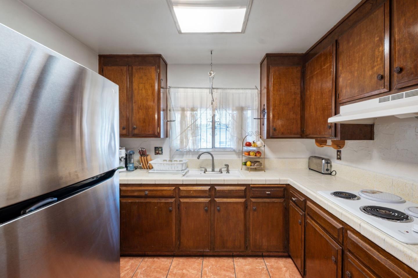 Detail Gallery Image 4 of 28 For 1745 Vista Glen Dr, San Jose,  CA 95122 - 4 Beds | 2 Baths