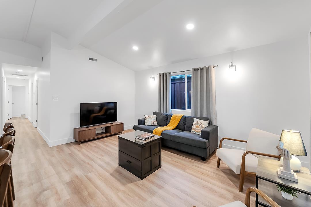 Detail Gallery Image 6 of 46 For 4016 San Bernardino Way, San Jose,  CA 95111 - 4 Beds | 2 Baths