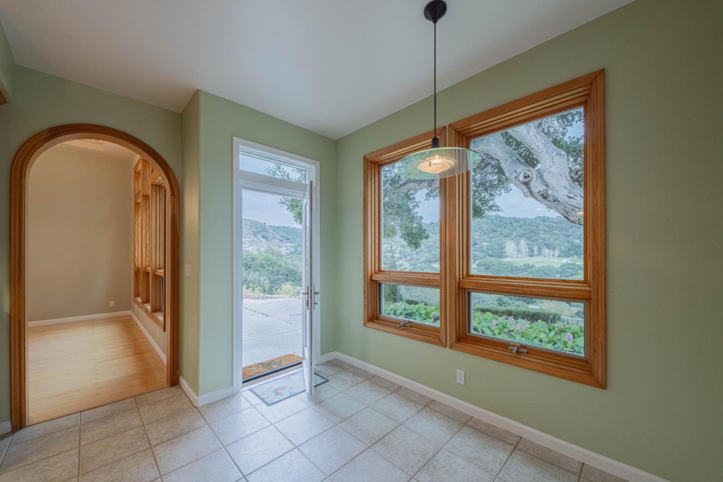 Detail Gallery Image 13 of 55 For 20160 Rock Springs Ln, Aromas,  CA 95004 - 4 Beds | 2/1 Baths