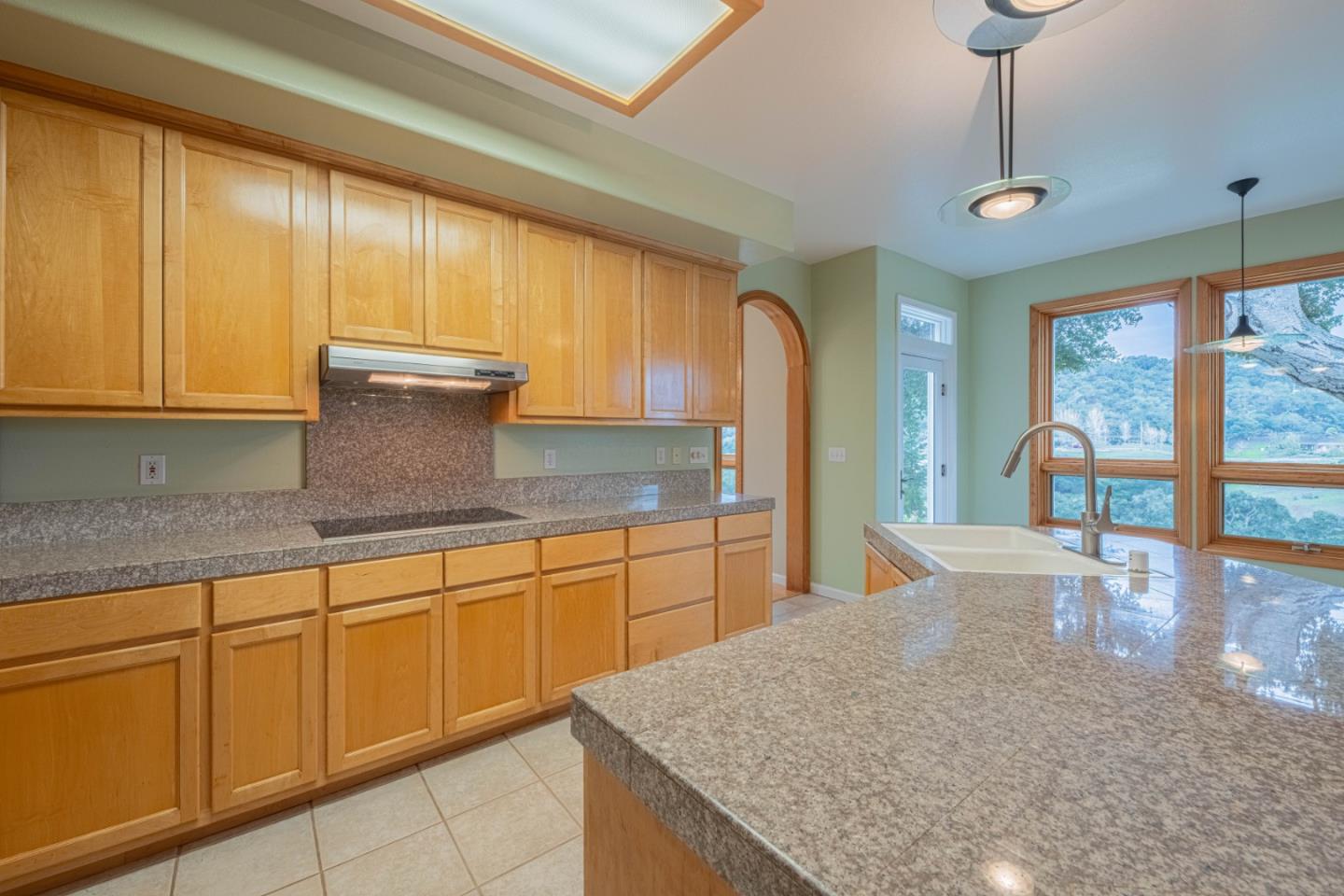 Detail Gallery Image 15 of 55 For 20160 Rock Springs Ln, Aromas,  CA 95004 - 4 Beds | 2/1 Baths