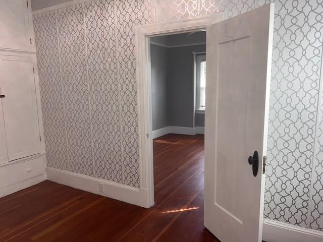 Detail Gallery Image 10 of 16 For 534 4th St, Hollister,  CA 95023 - 4 Beds | 3/1 Baths