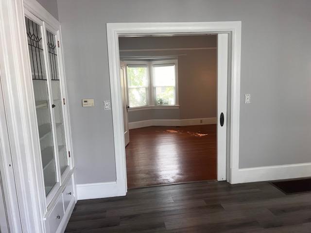 Detail Gallery Image 11 of 16 For 534 4th St, Hollister,  CA 95023 - 4 Beds | 3/1 Baths