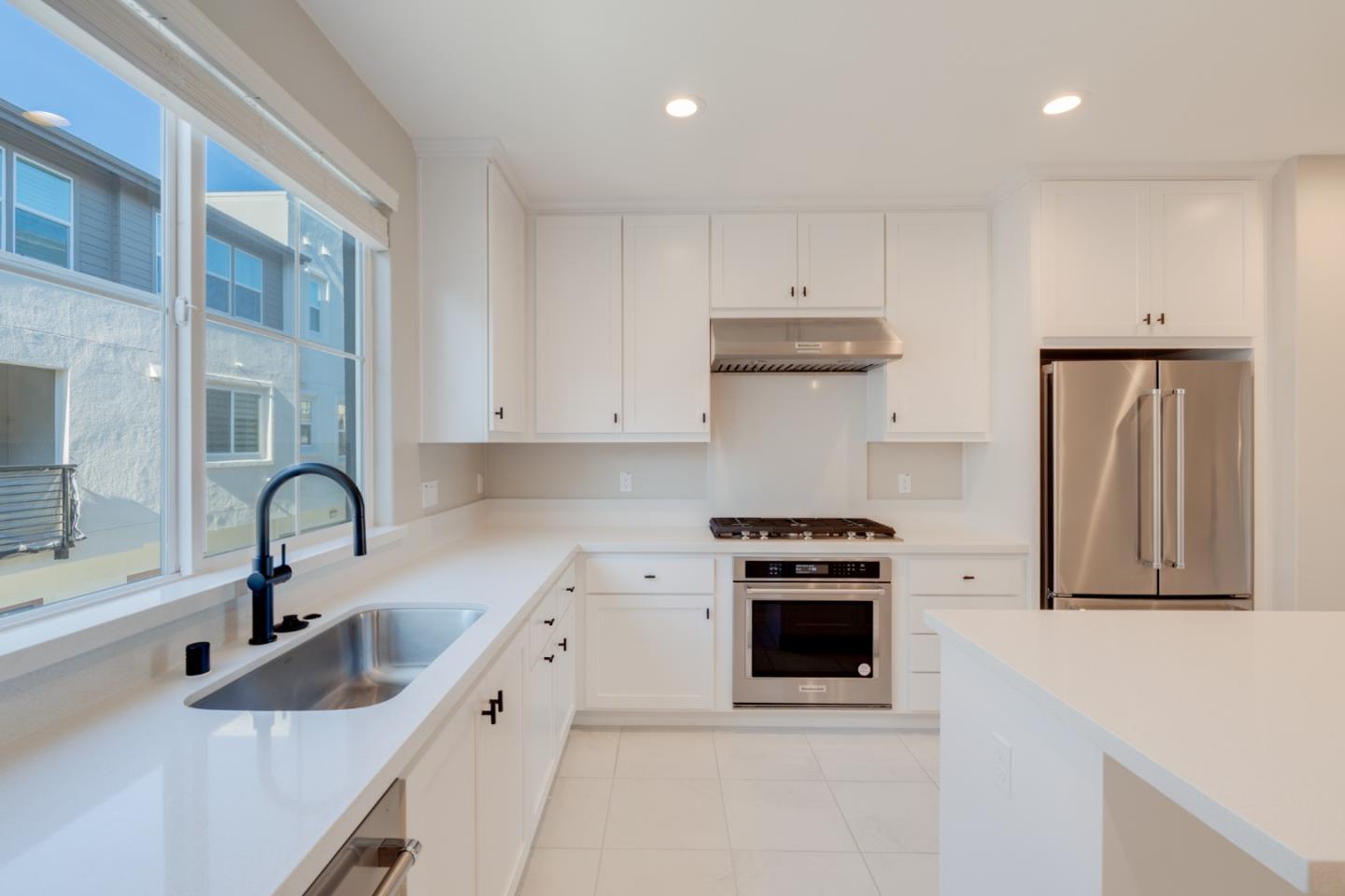 Detail Gallery Image 10 of 39 For 1416 Venice Ter, San Ramon,  CA 94583 - 2 Beds | 2/1 Baths