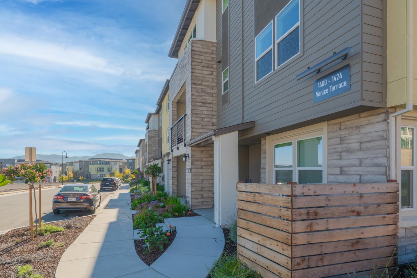 Detail Gallery Image 3 of 39 For 1416 Venice Ter, San Ramon,  CA 94583 - 2 Beds | 2/1 Baths