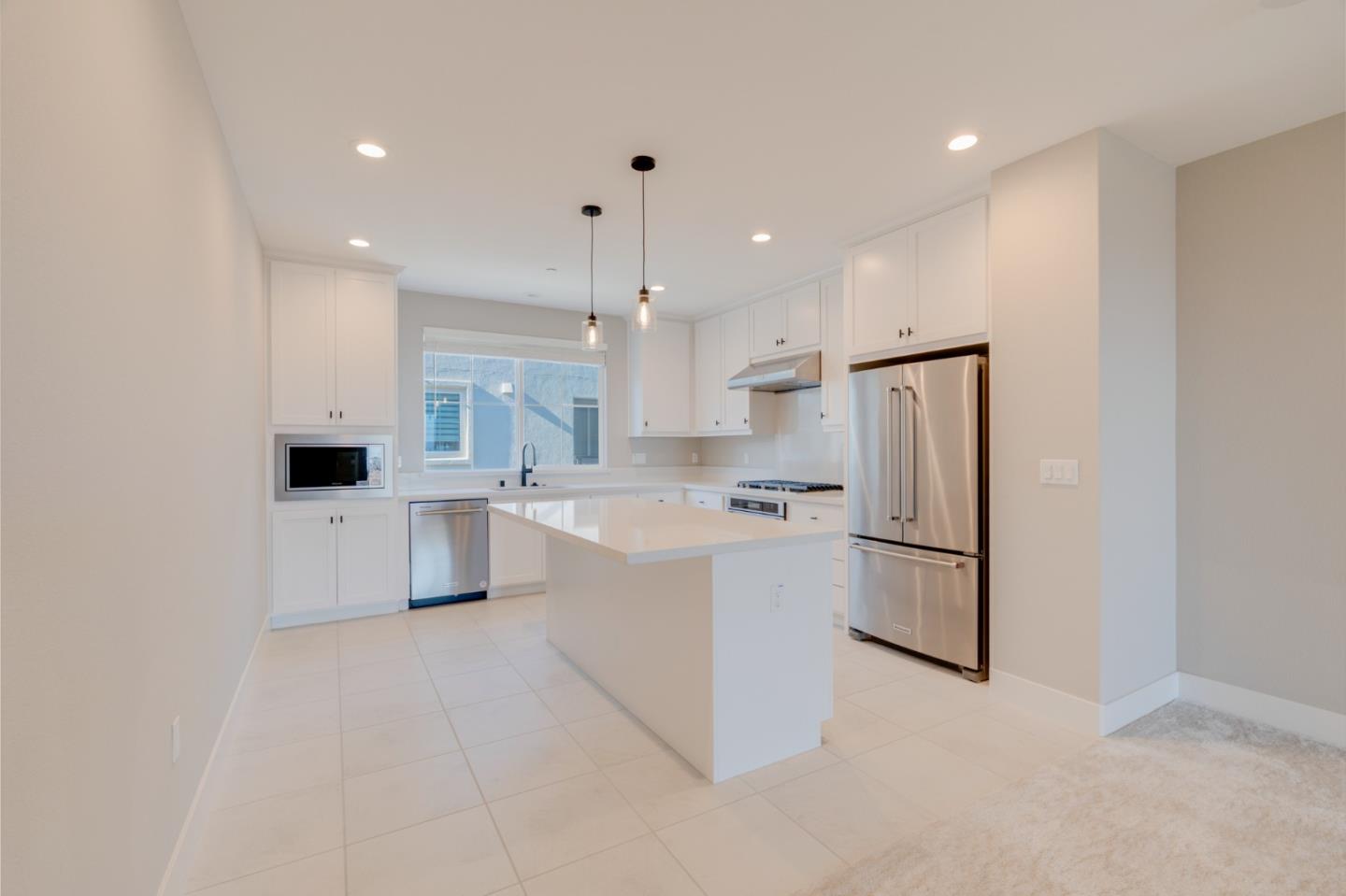 Detail Gallery Image 8 of 39 For 1416 Venice Ter, San Ramon,  CA 94583 - 2 Beds | 2/1 Baths