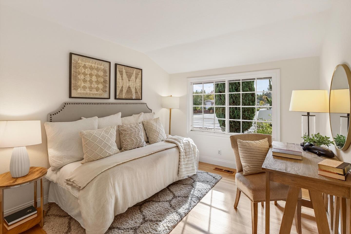 Detail Gallery Image 11 of 27 For 7451 Prospect Rd, Cupertino,  CA 95014 - 5 Beds | 2/1 Baths