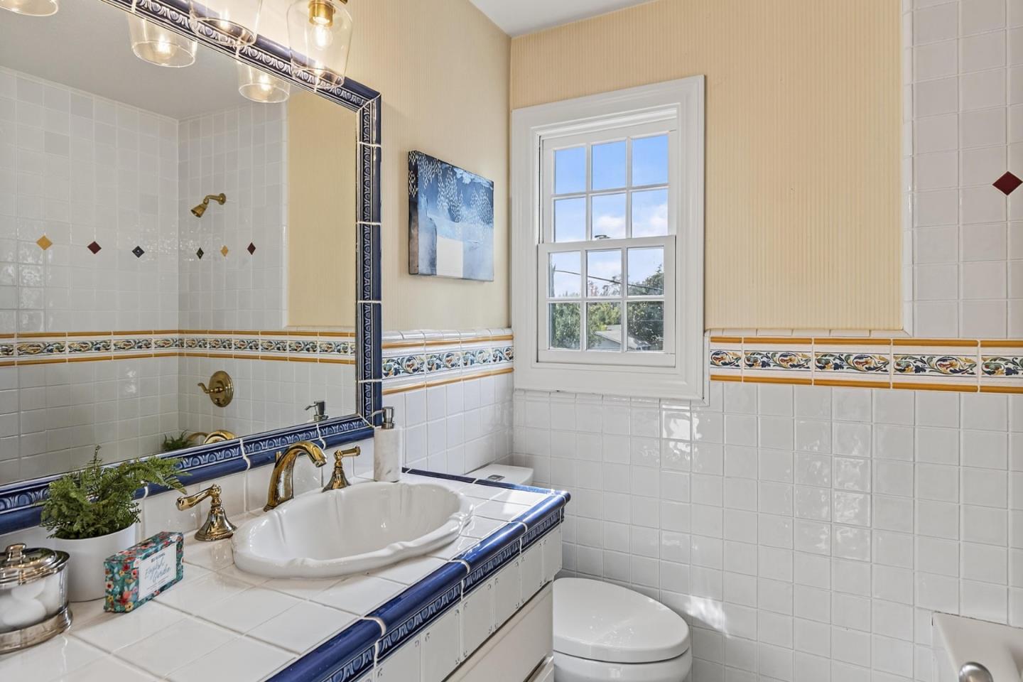 Detail Gallery Image 19 of 27 For 7451 Prospect Rd, Cupertino,  CA 95014 - 5 Beds | 2/1 Baths