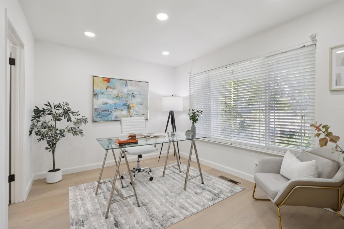 Detail Gallery Image 20 of 54 For 228 Martinvale Ln, San Jose,  CA 95119 - 4 Beds | 2/1 Baths