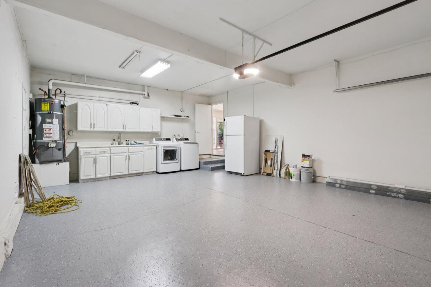 Detail Gallery Image 36 of 54 For 228 Martinvale Ln, San Jose,  CA 95119 - 4 Beds | 2/1 Baths