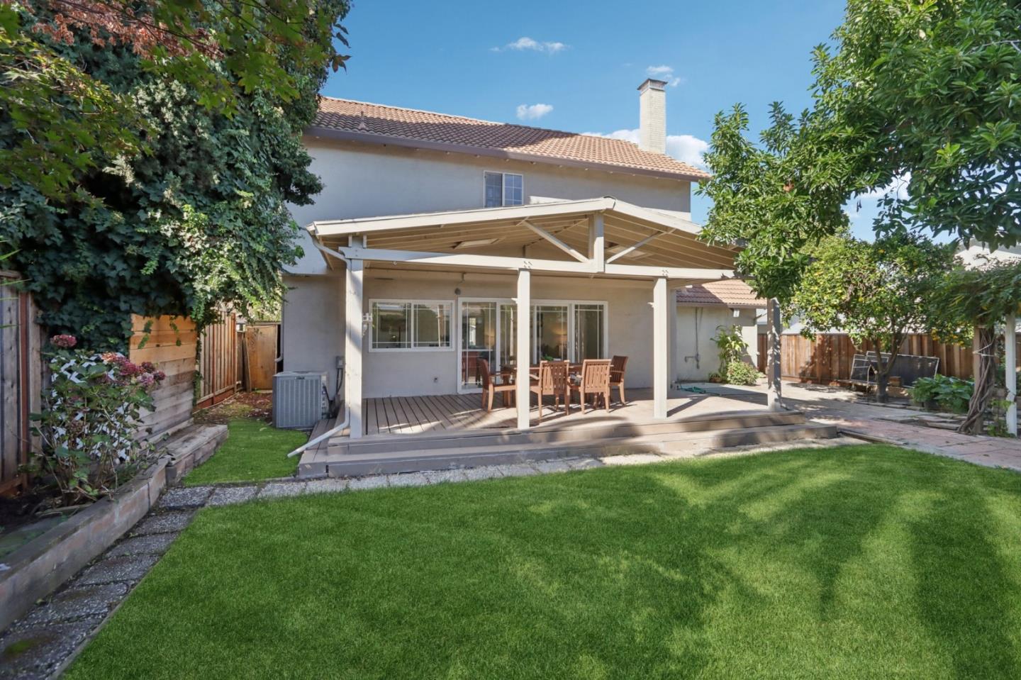 Detail Gallery Image 42 of 54 For 228 Martinvale Ln, San Jose,  CA 95119 - 4 Beds | 2/1 Baths