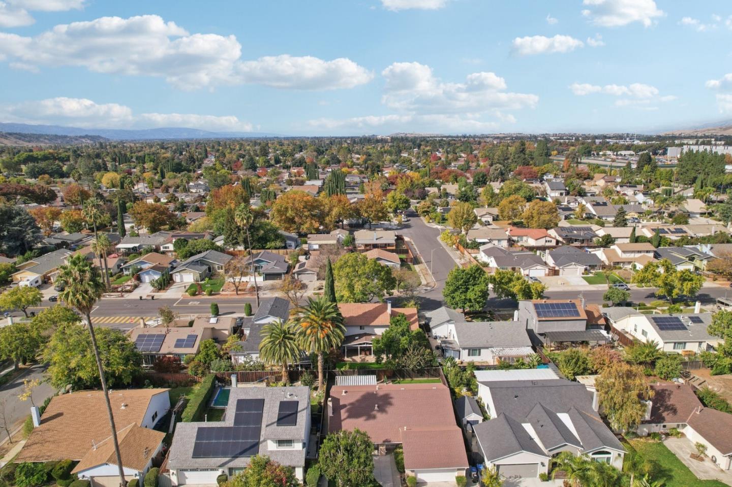 Detail Gallery Image 48 of 54 For 228 Martinvale Ln, San Jose,  CA 95119 - 4 Beds | 2/1 Baths