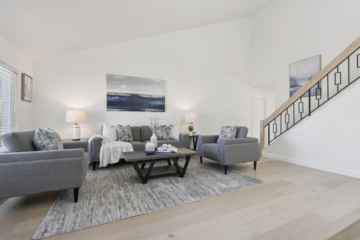 Detail Gallery Image 8 of 54 For 228 Martinvale Ln, San Jose,  CA 95119 - 4 Beds | 2/1 Baths