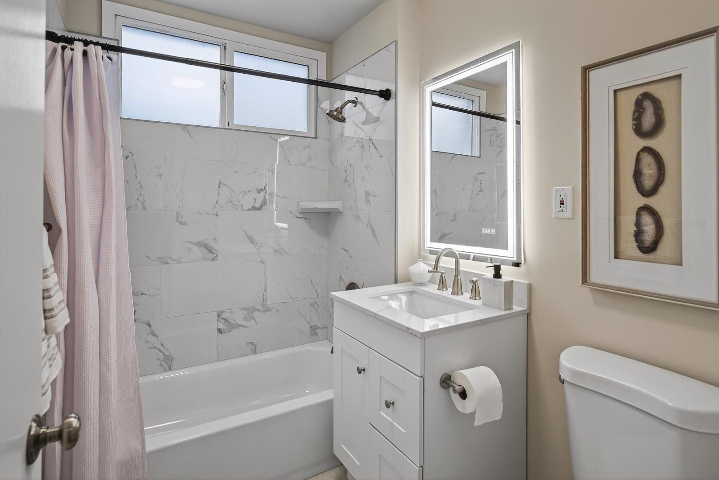 Detail Gallery Image 14 of 22 For 490 Westmoor Ave, Daly City,  CA 94015 - 3 Beds | 2/1 Baths