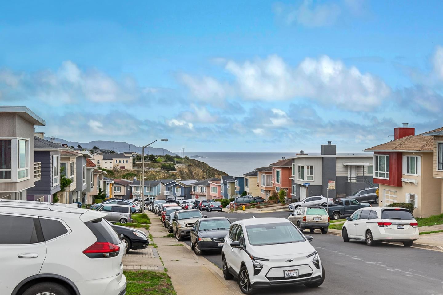 Detail Gallery Image 18 of 22 For 490 Westmoor Ave, Daly City,  CA 94015 - 3 Beds | 2/1 Baths