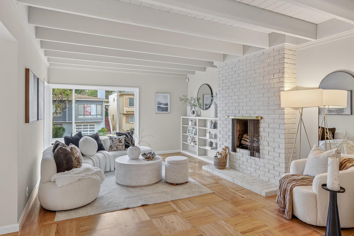 Detail Gallery Image 3 of 22 For 490 Westmoor Ave, Daly City,  CA 94015 - 3 Beds | 2/1 Baths