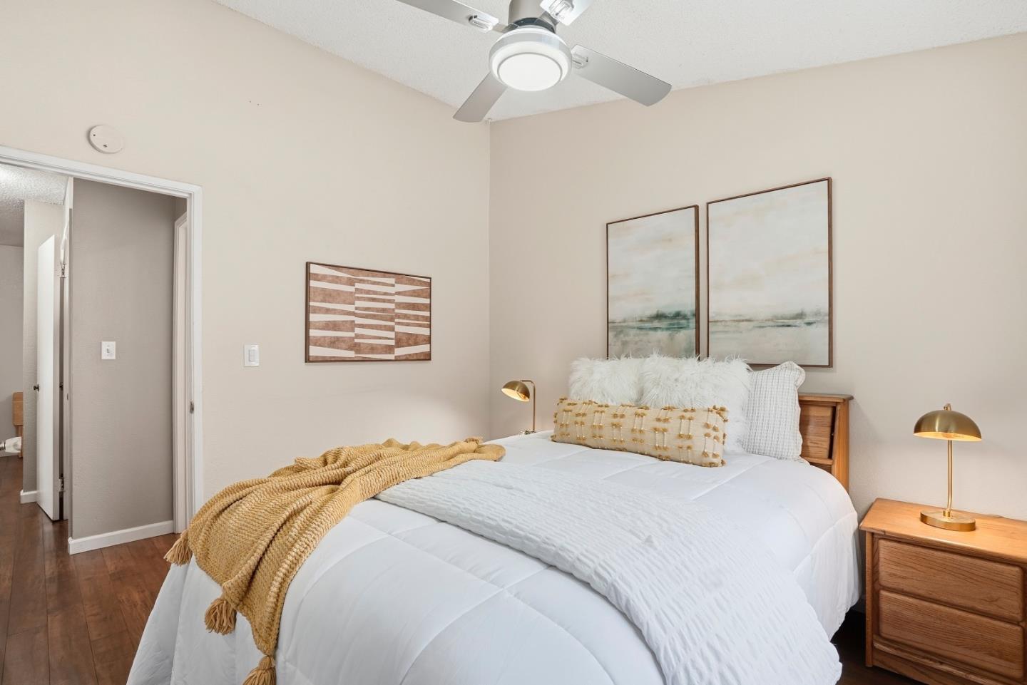 Detail Gallery Image 19 of 26 For 371 Shadow Run Dr, San Jose,  CA 95110 - 2 Beds | 2 Baths