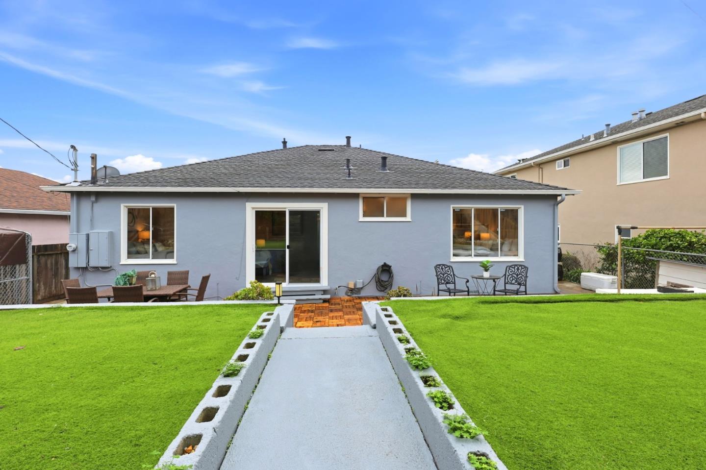 Detail Gallery Image 29 of 32 For 316 Wildwood Dr, South San Francisco,  CA 94080 - 3 Beds | 1 Baths