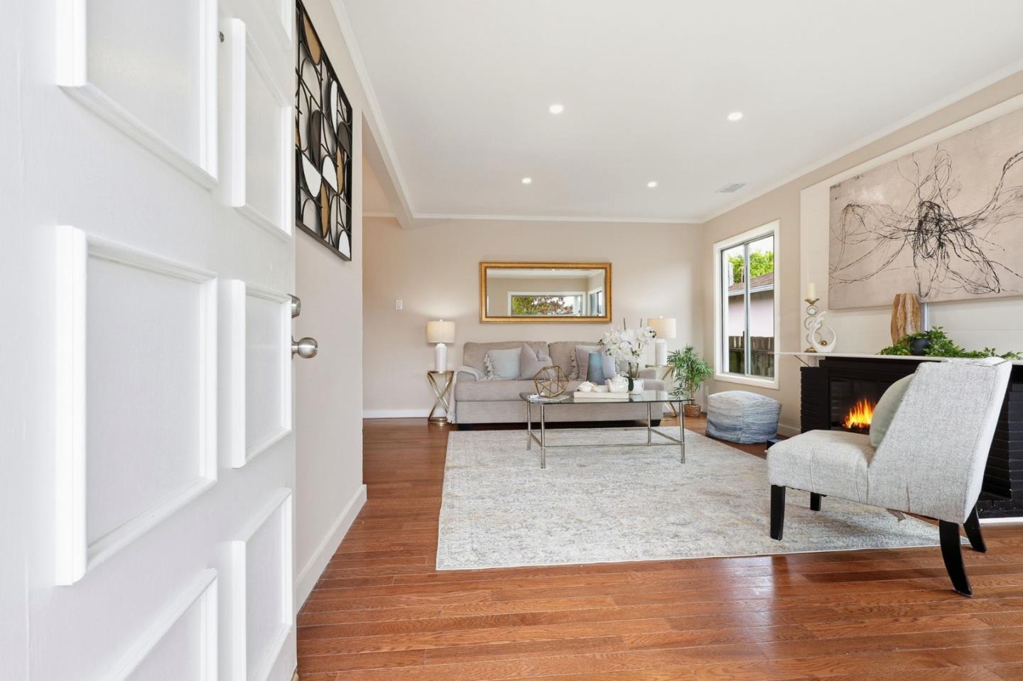 Detail Gallery Image 3 of 32 For 316 Wildwood Dr, South San Francisco,  CA 94080 - 3 Beds | 1 Baths