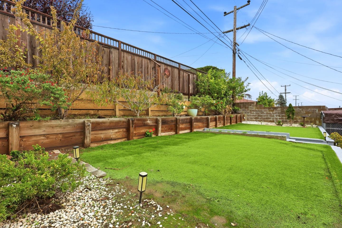 Detail Gallery Image 31 of 32 For 316 Wildwood Dr, South San Francisco,  CA 94080 - 3 Beds | 1 Baths