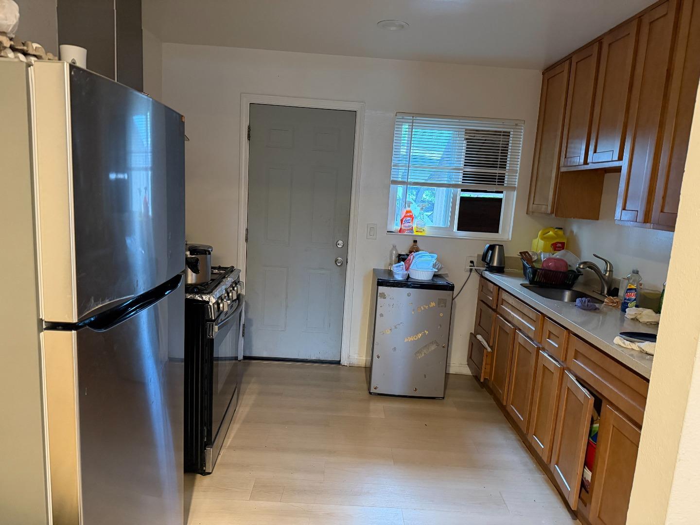 Detail Gallery Image 2 of 10 For 1704 Dutton Ave, Santa Rosa,  CA 95407 - – Beds | – Baths